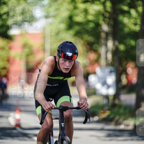 09.08.2026 - GEWOBA Citytriathlon Bremen Michael Burmester http://msf.ph/oto/9945721 09.08.2026 10:44:52 Radfahren 221, 231, 342, 391, 398, 523 meine-sportfotos.de