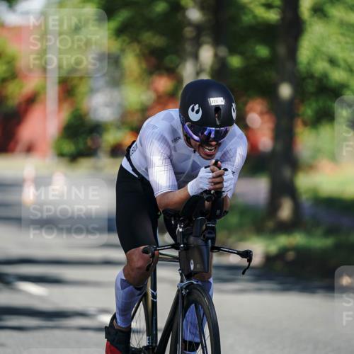 09.08.2026 - GEWOBA Citytriathlon Bremen Michael Burmester http://msf.ph/oto/9945736 09.08.2026 10:44:56 Radfahren 221, 231, 342, 391, 398, 519 meine-sportfotos.de