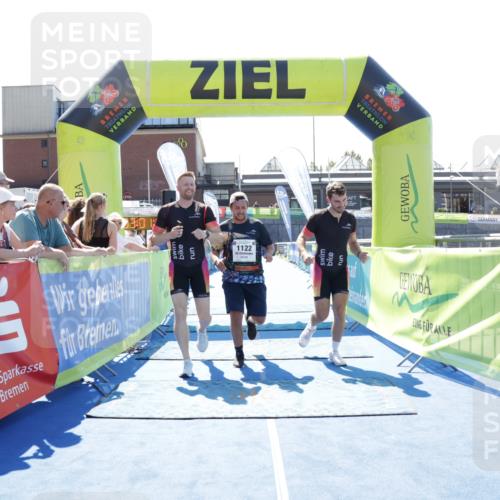 09.08.2026 - GEWOBA Citytriathlon Bremen Yannick Fuchs http://msf.ph/oto/9945744 09.08.2026 14:28:22 Ziel 1122 meine-sportfotos.de