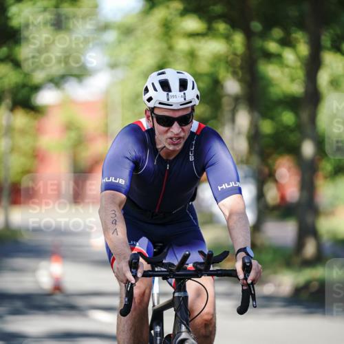 09.08.2026 - GEWOBA Citytriathlon Bremen Michael Burmester http://msf.ph/oto/9945751 09.08.2026 10:45:00 Radfahren 59, 221, 231, 338, 342, 391, 395, 519 meine-sportfotos.de