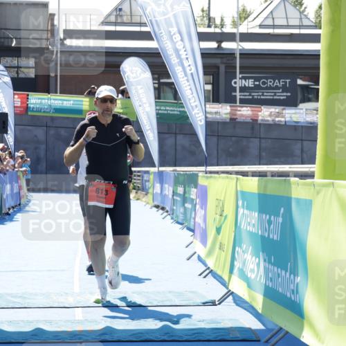 09.08.2026 - GEWOBA Citytriathlon Bremen Yannick Fuchs http://msf.ph/oto/9945781 09.08.2026 14:28:59 Ziel 593, 813 meine-sportfotos.de