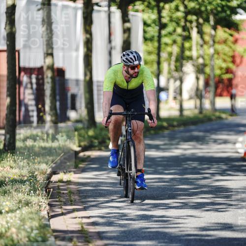 09.08.2026 - GEWOBA Citytriathlon Bremen Michael Burmester http://msf.ph/oto/9945782 09.08.2026 10:45:53 Radfahren 339, 400, 465, 478, 528 meine-sportfotos.de