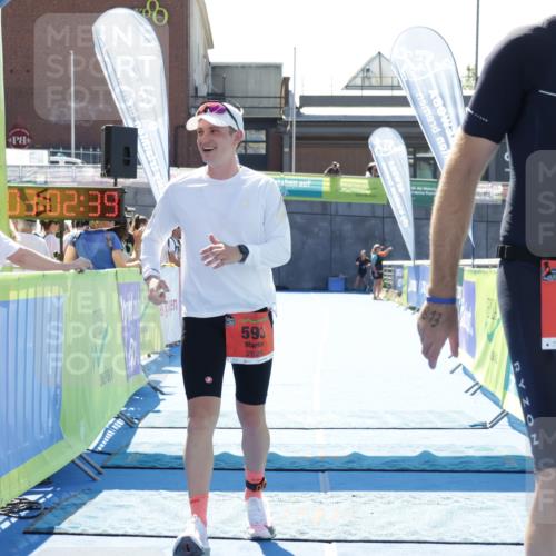 09.08.2026 - GEWOBA Citytriathlon Bremen Yannick Fuchs http://msf.ph/oto/9945795 09.08.2026 14:29:02 Ziel 593, 813 meine-sportfotos.de