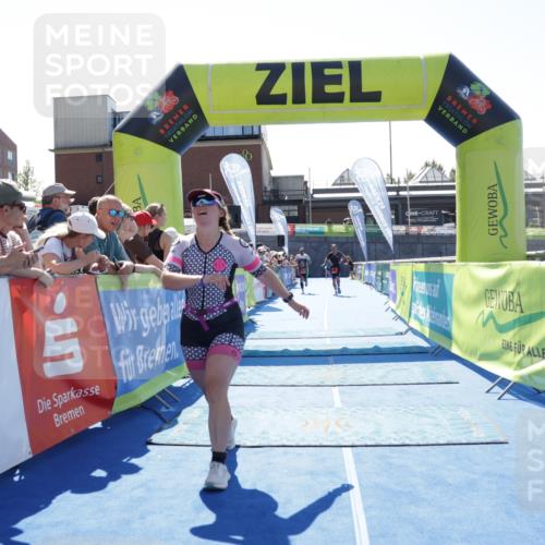 09.08.2026 - GEWOBA Citytriathlon Bremen Yannick Fuchs http://msf.ph/oto/9945817 09.08.2026 14:29:24 Ziel 784, 797, 953 meine-sportfotos.de