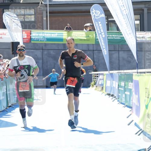 09.08.2026 - GEWOBA Citytriathlon Bremen Yannick Fuchs http://msf.ph/oto/9945820 09.08.2026 14:29:27 Ziel 784, 797 meine-sportfotos.de