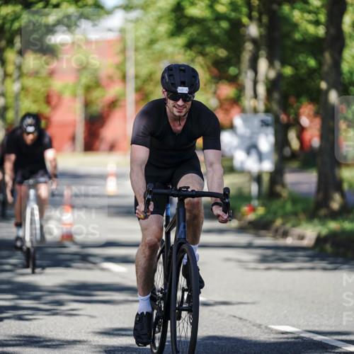 09.08.2026 - GEWOBA Citytriathlon Bremen Michael Burmester http://msf.ph/oto/9945829 09.08.2026 10:46:18 Radfahren 325, 328, 332, 343, 364, 366, 379, 407, 408, 502 meine-sportfotos.de