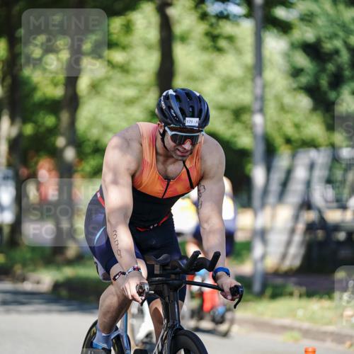 09.08.2026 - GEWOBA Citytriathlon Bremen Michael Burmester http://msf.ph/oto/9945838 09.08.2026 10:46:20 Radfahren 325, 328, 332, 343, 364, 366, 379, 408, 502 meine-sportfotos.de