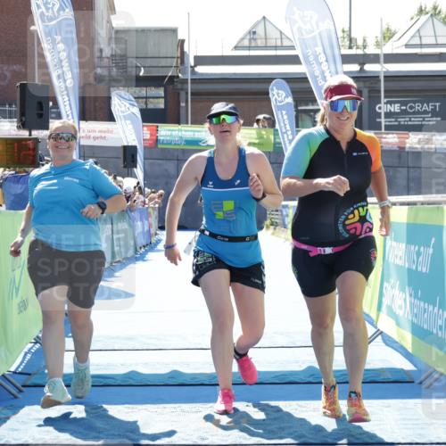 09.08.2026 - GEWOBA Citytriathlon Bremen Yannick Fuchs http://msf.ph/oto/9945839 09.08.2026 14:29:35 Ziel 1104 meine-sportfotos.de