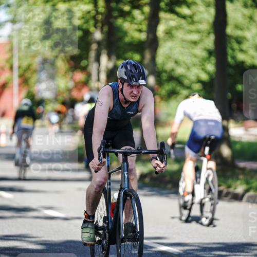 09.08.2026 - GEWOBA Citytriathlon Bremen Michael Burmester http://msf.ph/oto/9945844 09.08.2026 10:46:22 Radfahren 325, 328, 332, 343, 364, 366, 369, 379, 408, 502 meine-sportfotos.de