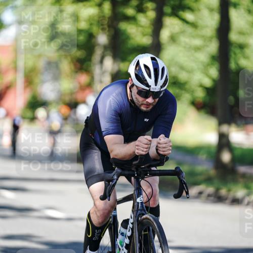 09.08.2026 - GEWOBA Citytriathlon Bremen Michael Burmester http://msf.ph/oto/9945853 09.08.2026 10:46:33 Radfahren 328, 340, 343, 364, 369, 411, 447, 502 meine-sportfotos.de