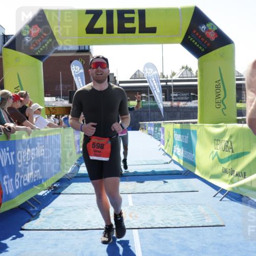 09.08.2026 - GEWOBA Citytriathlon Bremen Yannick Fuchs http://msf.ph/oto/9945863 09.08.2026 14:29:48 Ziel 598, 1010, 1010 meine-sportfotos.de