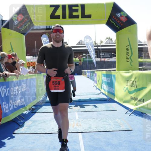 09.08.2026 - GEWOBA Citytriathlon Bremen Yannick Fuchs http://msf.ph/oto/9945865 09.08.2026 14:29:48 Ziel 598, 1010, 1010 meine-sportfotos.de