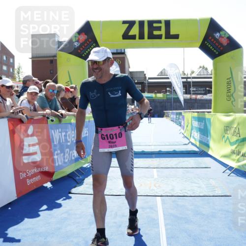 09.08.2026 - GEWOBA Citytriathlon Bremen Yannick Fuchs http://msf.ph/oto/9945876 09.08.2026 14:29:51 Ziel 1010, 1010 meine-sportfotos.de