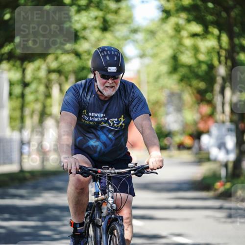 09.08.2026 - GEWOBA Citytriathlon Bremen Michael Burmester http://msf.ph/oto/9945879 09.08.2026 10:46:46 Radfahren 340, 403, 406, 411, 447 meine-sportfotos.de