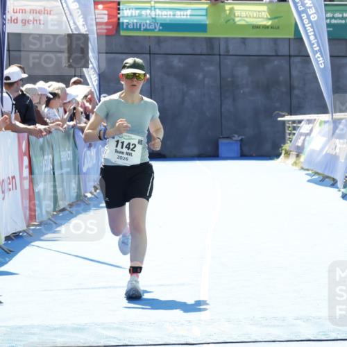 09.08.2026 - GEWOBA Citytriathlon Bremen Yannick Fuchs http://msf.ph/oto/9945901 09.08.2026 14:30:15 Ziel 1142 meine-sportfotos.de
