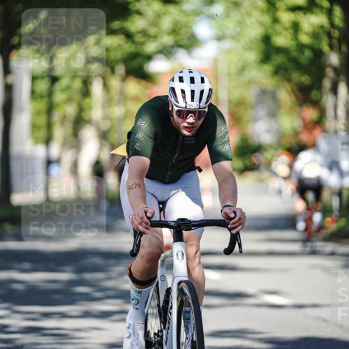 09.08.2026 - GEWOBA Citytriathlon Bremen Michael Burmester http://msf.ph/oto/9945911 09.08.2026 10:47:00 Radfahren 125, 131, 249, 304, 329, 362, 368, 392, 406 meine-sportfotos.de