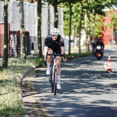 09.08.2026 - GEWOBA Citytriathlon Bremen Michael Burmester http://msf.ph/oto/9945950 09.08.2026 10:47:36 Radfahren 295, 298, 479, 516 meine-sportfotos.de