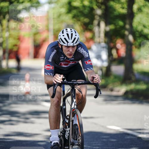 09.08.2026 - GEWOBA Citytriathlon Bremen Michael Burmester http://msf.ph/oto/9945959 09.08.2026 10:47:44 Radfahren 295, 298, 363, 437, 479, 516 meine-sportfotos.de
