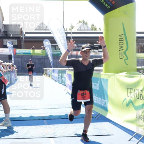 09.08.2026 - GEWOBA Citytriathlon Bremen Yannick Fuchs http://msf.ph/oto/9945964 09.08.2026 14:31:44 Ziel 750, 804 meine-sportfotos.de