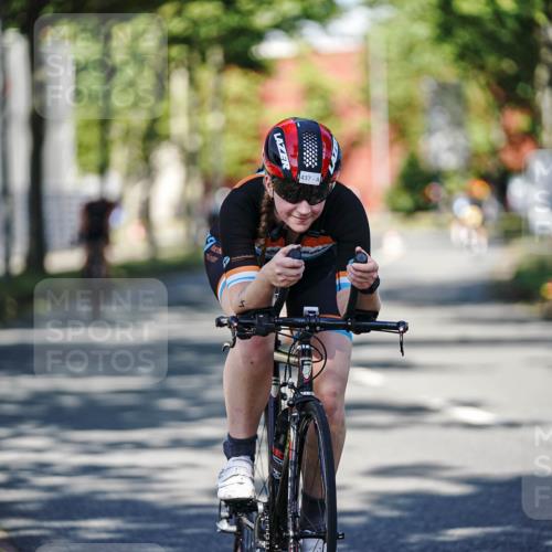 09.08.2026 - GEWOBA Citytriathlon Bremen Michael Burmester http://msf.ph/oto/9945966 09.08.2026 10:47:49 Radfahren 295, 363, 396, 437, 479 meine-sportfotos.de