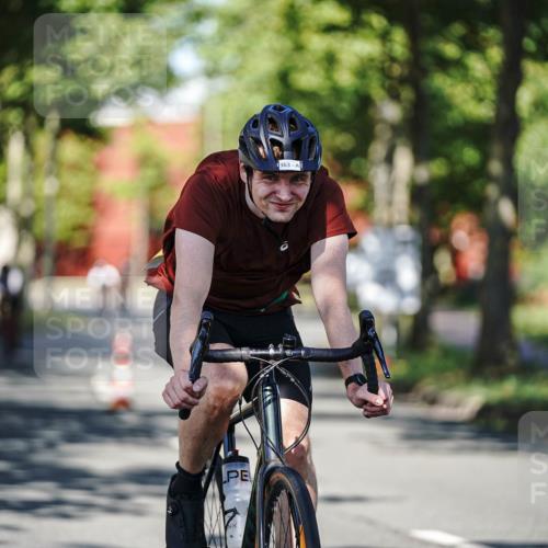 09.08.2026 - GEWOBA Citytriathlon Bremen Michael Burmester http://msf.ph/oto/9945977 09.08.2026 10:47:53 Radfahren 25, 295, 363, 396, 437 meine-sportfotos.de