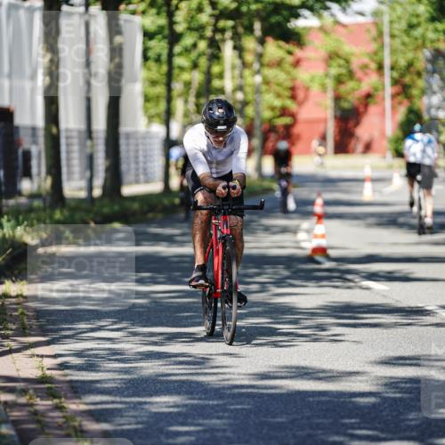 09.08.2026 - GEWOBA Citytriathlon Bremen Michael Burmester http://msf.ph/oto/9945985 09.08.2026 10:47:57 Radfahren 25, 177, 300, 327, 363, 396, 437 meine-sportfotos.de