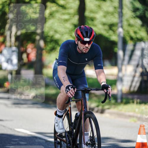 09.08.2026 - GEWOBA Citytriathlon Bremen Michael Burmester http://msf.ph/oto/9946033 09.08.2026 10:48:21 Radfahren 239, 312, 352, 356, 520 meine-sportfotos.de