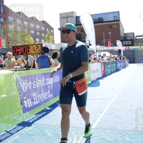 09.08.2026 - GEWOBA Citytriathlon Bremen Yannick Fuchs http://msf.ph/oto/9946036 09.08.2026 14:32:25 Ziel 782, 915, 957 meine-sportfotos.de