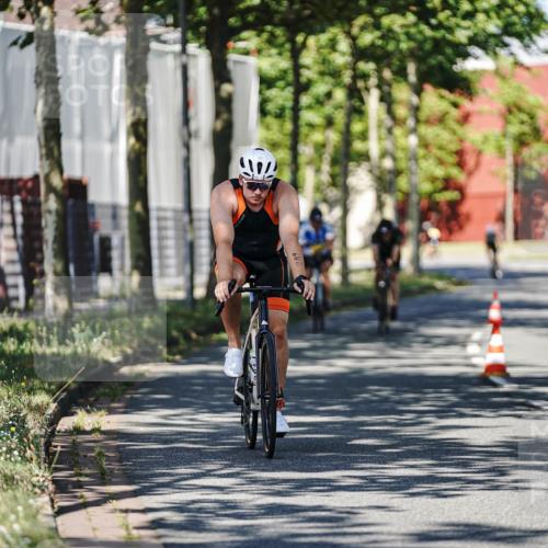 09.08.2026 - GEWOBA Citytriathlon Bremen Michael Burmester http://msf.ph/oto/9946039 09.08.2026 10:48:35 Radfahren 289, 352, 394, 405 meine-sportfotos.de