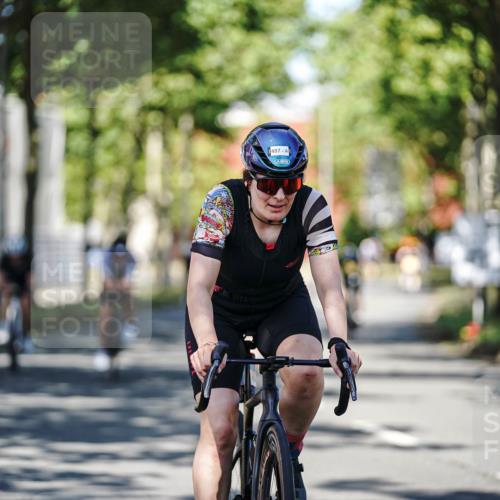 09.08.2026 - GEWOBA Citytriathlon Bremen Michael Burmester http://msf.ph/oto/9946062 09.08.2026 10:49:20 Radfahren 294, 320, 413, 430, 454, 497 meine-sportfotos.de