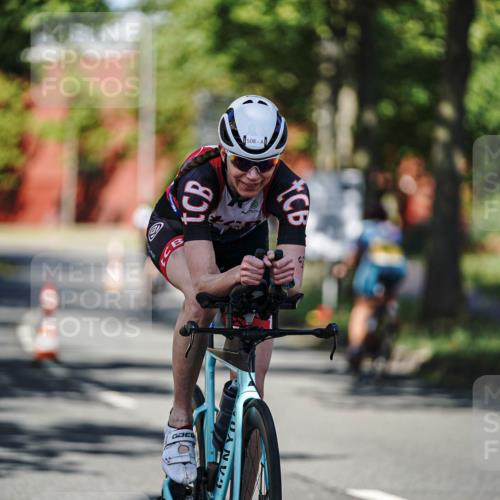 09.08.2026 - GEWOBA Citytriathlon Bremen Michael Burmester http://msf.ph/oto/9946077 09.08.2026 10:49:38 Radfahren 299, 320, 508 meine-sportfotos.de