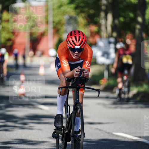 09.08.2026 - GEWOBA Citytriathlon Bremen Michael Burmester http://msf.ph/oto/9946097 09.08.2026 10:50:09 Radfahren 27, 39, 129, 189, 215, 288, 334, 410, 419, 458, 489 meine-sportfotos.de