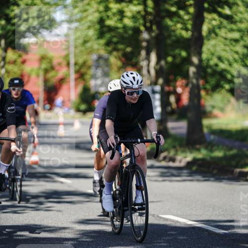 09.08.2026 - GEWOBA Citytriathlon Bremen Michael Burmester http://msf.ph/oto/9946131 09.08.2026 10:50:44 Radfahren 1, 7, 83, 137, 167, 313, 337, 450, 470, 481, 482, 486, 526, 532 meine-sportfotos.de