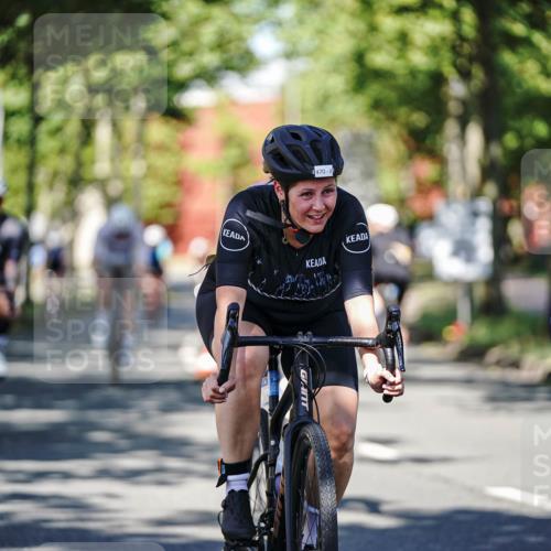 09.08.2026 - GEWOBA Citytriathlon Bremen Michael Burmester http://msf.ph/oto/9946132 09.08.2026 10:50:44 Radfahren 1, 7, 83, 137, 167, 313, 337, 450, 470, 481, 482, 486, 526, 532 meine-sportfotos.de