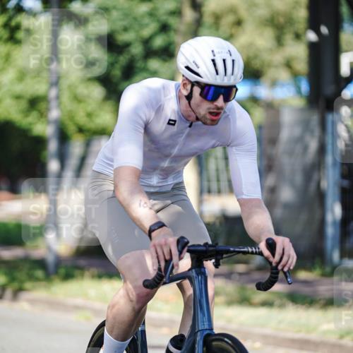 09.08.2026 - GEWOBA Citytriathlon Bremen Michael Burmester http://msf.ph/oto/9946136 09.08.2026 10:50:47 Radfahren 1, 7, 83, 137, 167, 313, 337, 370, 470, 481, 482, 486, 526, 532 meine-sportfotos.de