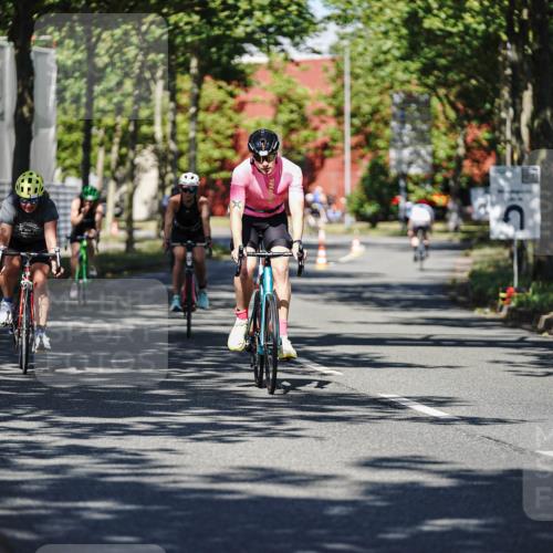 09.08.2026 - GEWOBA Citytriathlon Bremen Michael Burmester http://msf.ph/oto/9946150 09.08.2026 10:50:58 Radfahren 137, 167, 173, 313, 330, 344, 370, 452, 453, 493, 503, 526 meine-sportfotos.de