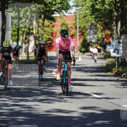 09.08.2026 - GEWOBA Citytriathlon Bremen Michael Burmester http://msf.ph/oto/9946152 09.08.2026 10:50:58 Radfahren 137, 167, 173, 313, 330, 344, 370, 452, 453, 493, 503, 526 meine-sportfotos.de