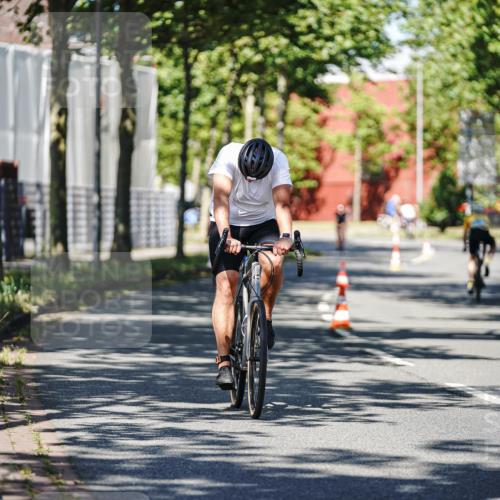 09.08.2026 - GEWOBA Citytriathlon Bremen Michael Burmester http://msf.ph/oto/9946161 09.08.2026 10:51:05 Radfahren 173, 311, 330, 344, 370, 452, 453, 493, 503 meine-sportfotos.de