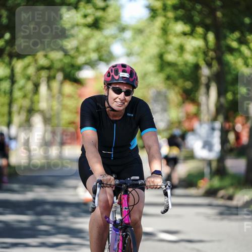 09.08.2026 - GEWOBA Citytriathlon Bremen Michael Burmester http://msf.ph/oto/9946172 09.08.2026 10:51:16 Radfahren 311, 344, 456, 500 meine-sportfotos.de