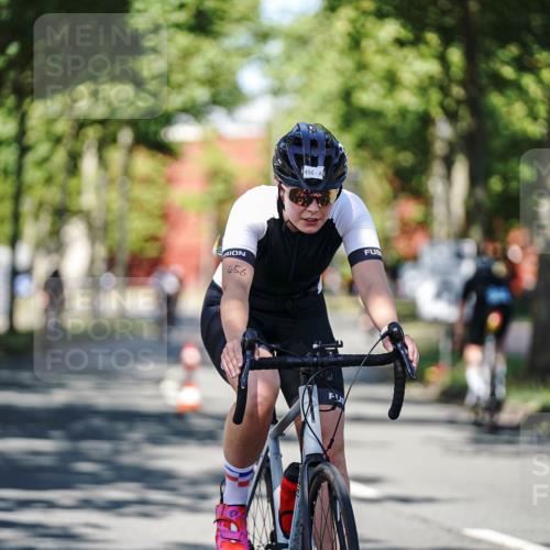 09.08.2026 - GEWOBA Citytriathlon Bremen Michael Burmester http://msf.ph/oto/9946177 09.08.2026 10:51:20 Radfahren 311, 324, 397, 456, 500 meine-sportfotos.de