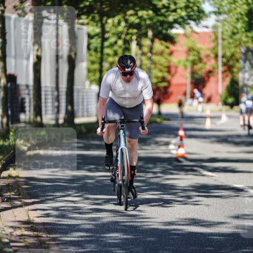 09.08.2026 - GEWOBA Citytriathlon Bremen Michael Burmester http://msf.ph/oto/9946183 09.08.2026 10:51:33 Radfahren 57, 99, 324, 397 meine-sportfotos.de