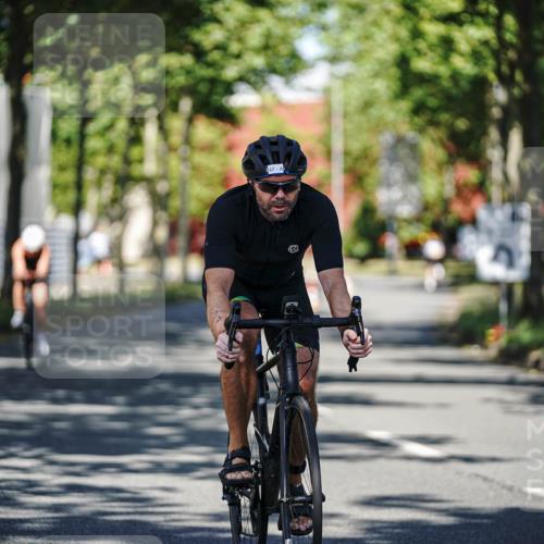 09.08.2026 - GEWOBA Citytriathlon Bremen Michael Burmester http://msf.ph/oto/9946190 09.08.2026 10:51:45 Radfahren 47, 57, 95, 209, 515 meine-sportfotos.de