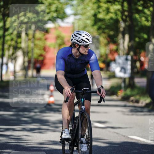 09.08.2026 - GEWOBA Citytriathlon Bremen Michael Burmester http://msf.ph/oto/9946199 09.08.2026 10:51:55 Radfahren 47, 95, 209, 448, 455, 484, 515 meine-sportfotos.de