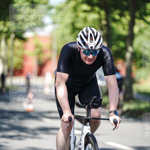 09.08.2026 - GEWOBA Citytriathlon Bremen Michael Burmester http://msf.ph/oto/9946204 09.08.2026 10:52:03 Radfahren 15, 141, 448, 455, 483, 484, 515 meine-sportfotos.de