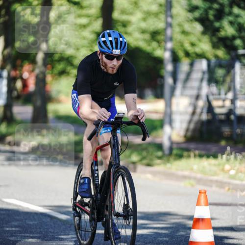 09.08.2026 - GEWOBA Citytriathlon Bremen Michael Burmester http://msf.ph/oto/9946213 09.08.2026 10:52:11 Radfahren 15, 43, 141, 374, 483 meine-sportfotos.de