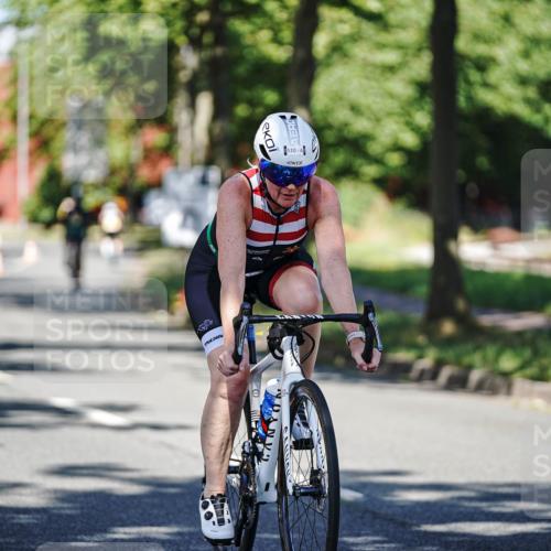 09.08.2026 - GEWOBA Citytriathlon Bremen Michael Burmester http://msf.ph/oto/9946220 09.08.2026 10:52:39 Radfahren 181, 305, 510 meine-sportfotos.de