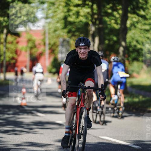 09.08.2026 - GEWOBA Citytriathlon Bremen Michael Burmester http://msf.ph/oto/9946229 09.08.2026 10:52:47 Radfahren 181, 305, 445, 510, 521 meine-sportfotos.de
