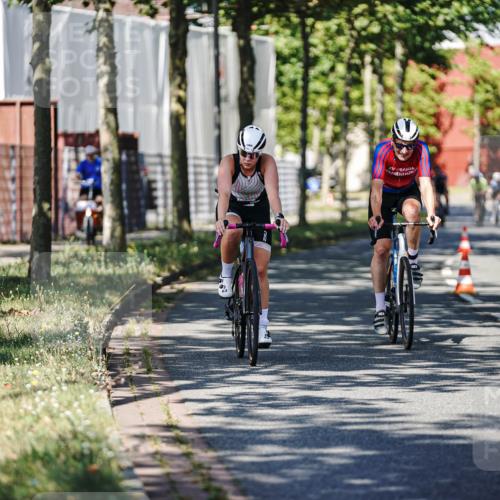 09.08.2026 - GEWOBA Citytriathlon Bremen Michael Burmester http://msf.ph/oto/9946235 09.08.2026 10:52:56 Radfahren 181, 241, 305, 353, 445, 521 meine-sportfotos.de
