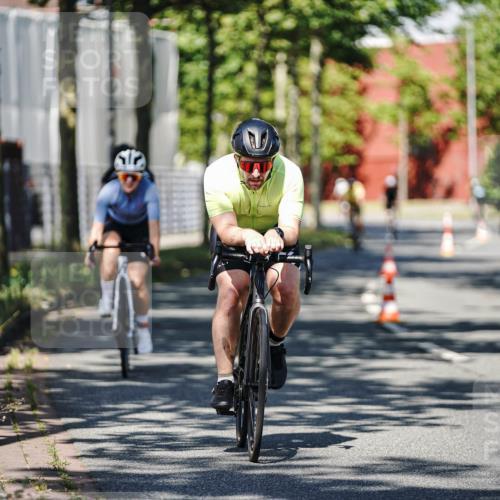 09.08.2026 - GEWOBA Citytriathlon Bremen Michael Burmester http://msf.ph/oto/9946242 09.08.2026 10:53:03 Radfahren 23, 175, 233, 241, 353, 445 meine-sportfotos.de