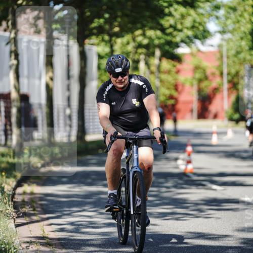 09.08.2026 - GEWOBA Citytriathlon Bremen Michael Burmester http://msf.ph/oto/9946247 09.08.2026 10:53:06 Radfahren 23, 29, 175, 233, 241, 353 meine-sportfotos.de